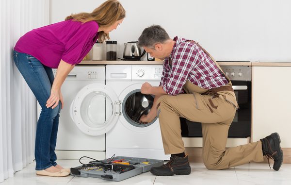 Bạn nên giữ phiếu mua hàng và phiếu bảo hành để được sửa miễn phí