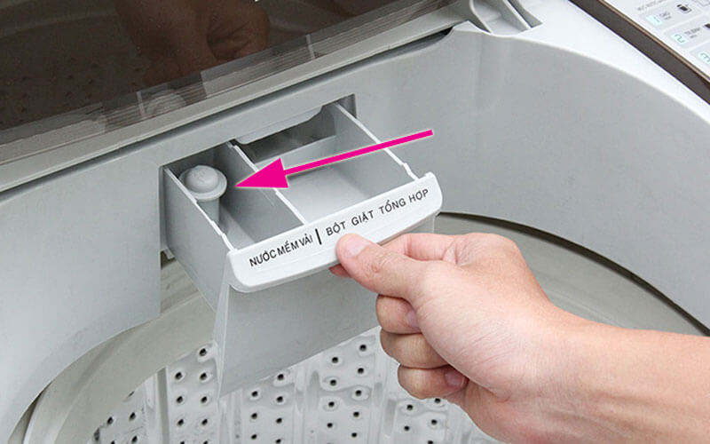 Vệ sinh máy giặt cửa trên Beko đúng quy trình kỹ thuật